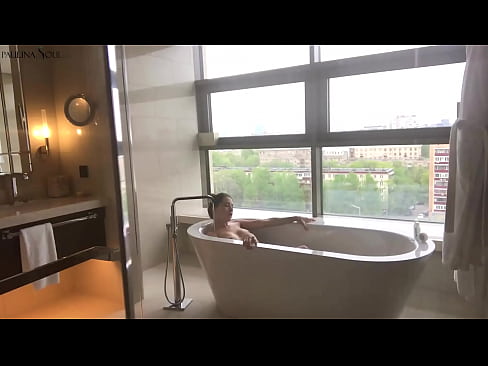 ❤️ 巨大的寶貝熱情地在浴室裡抽搐她的陰部 ❌ 性愛視頻 在 zh-tw.mouthporn.ru ️❤